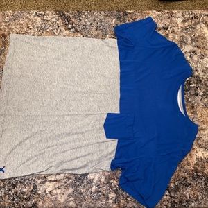 American Eagle T-shirt